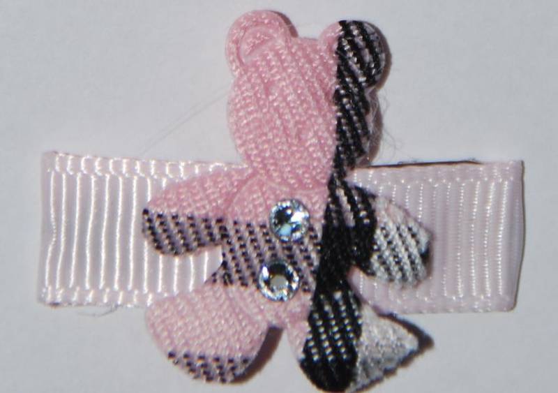 Lys rosa hårspenne burberrybamse 309, Den lille prikken over i'e